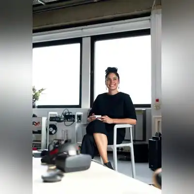 龙月嘉